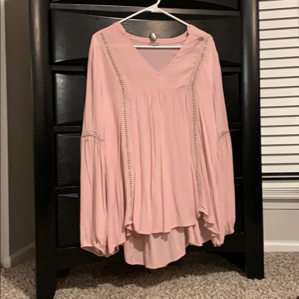 Bell sleeve